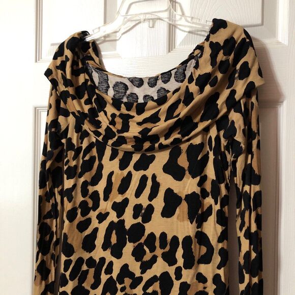 Leopard Blouse Size Small Long Sleeve Scoop Neck Women's - Picture 3 of 7